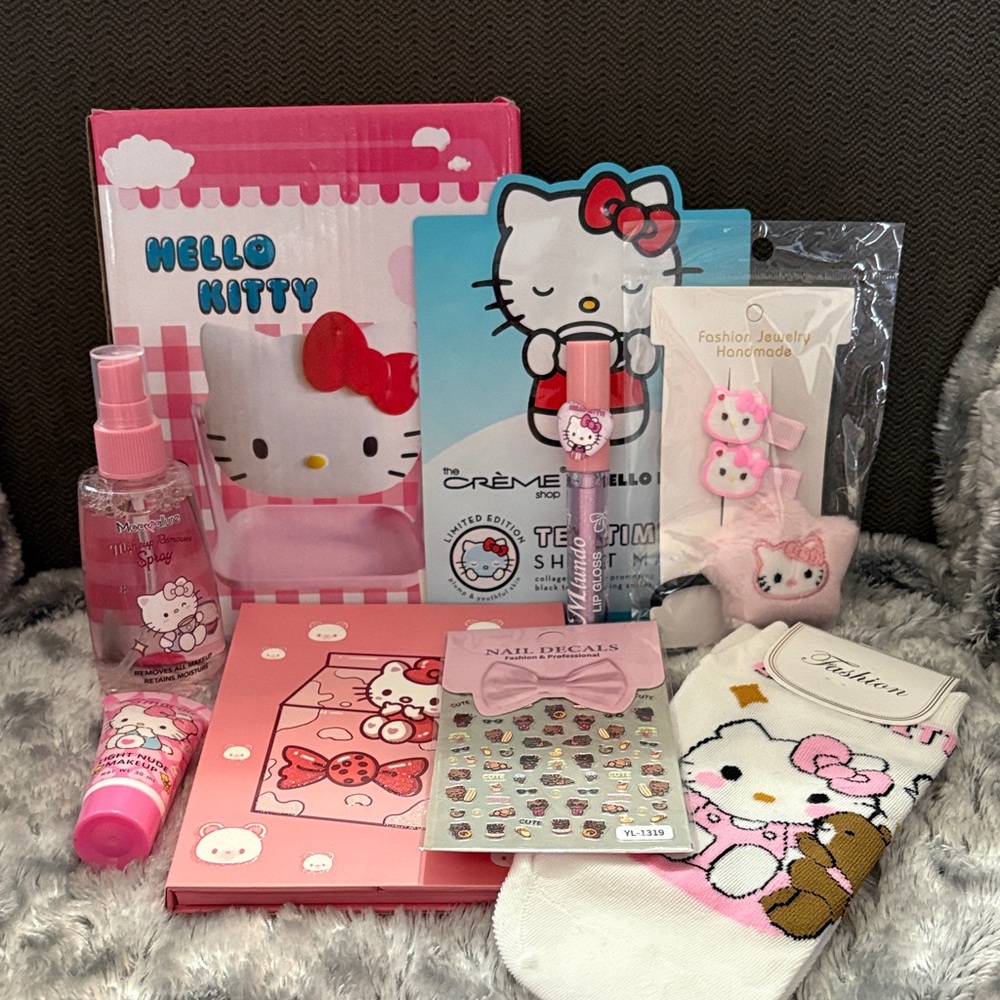 Hello Kitty Bundle